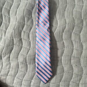Izod Tie